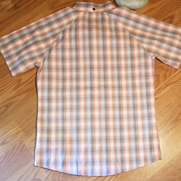 Hurley button up shirt med like new - Picture 4 of 4